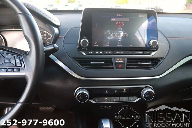 Used 2019 Nissan Altima 2.5 SR FWD image 19