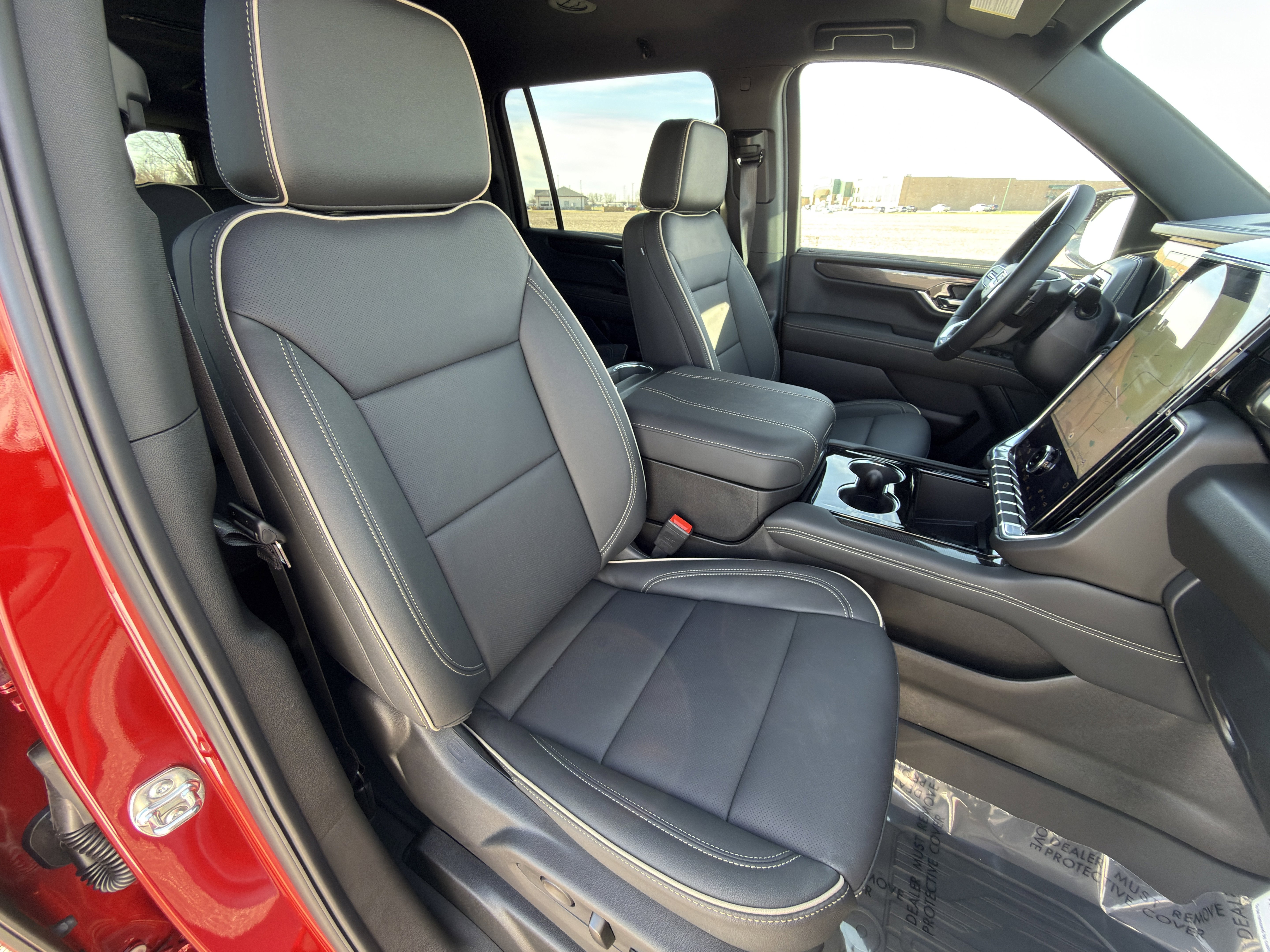 New 2026 GMC Yukon XL Elevation image 15