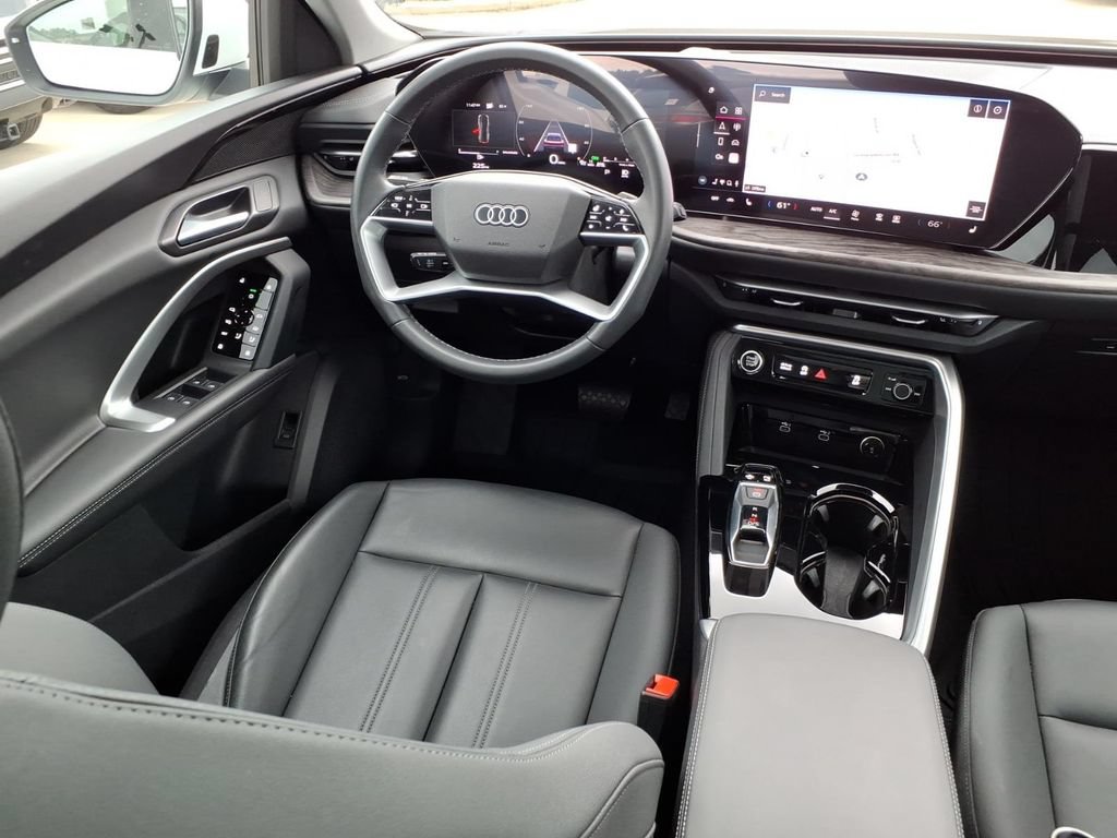 Used 2025 Audi Q5 Premium w/ Convenience Package AWD/4WD image 6