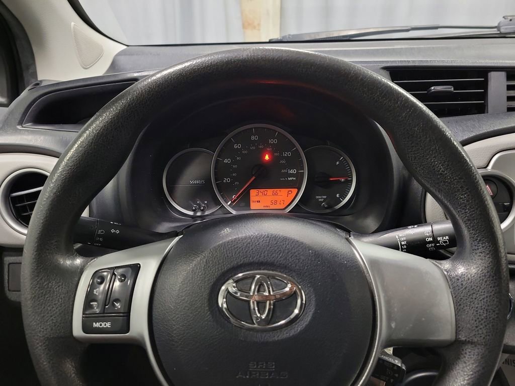 Used 2012 Toyota Yaris LE image 14
