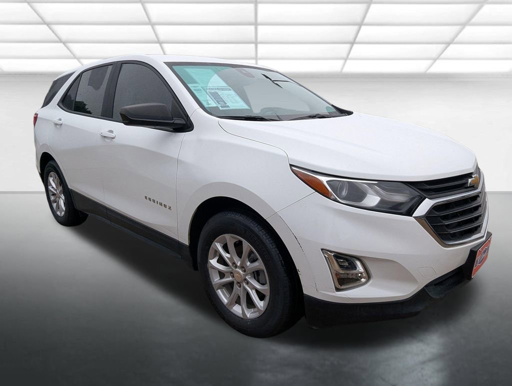 Used 2021 Chevrolet Equinox LS w/ LS Convenience Package FWD image 1