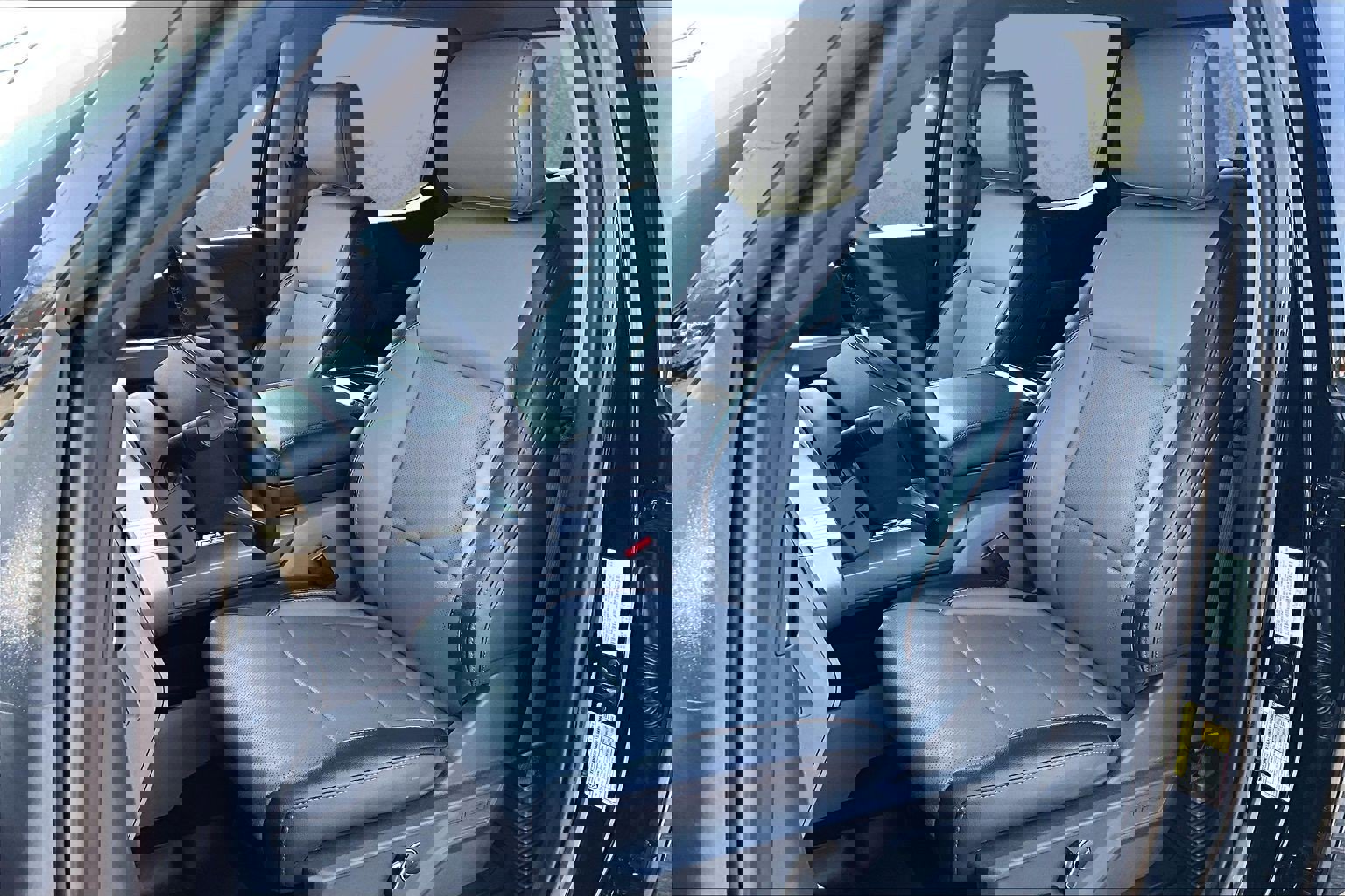 Certified 2025 Ford F150 Lariat w/ Equipment Group 502A High image 26