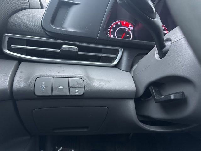 Used 2022 Hyundai Elantra SEL image 23