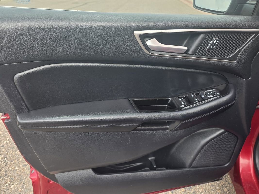 Used 2015 Ford Edge SEL w/ Equipment Group 201A FWD image 15