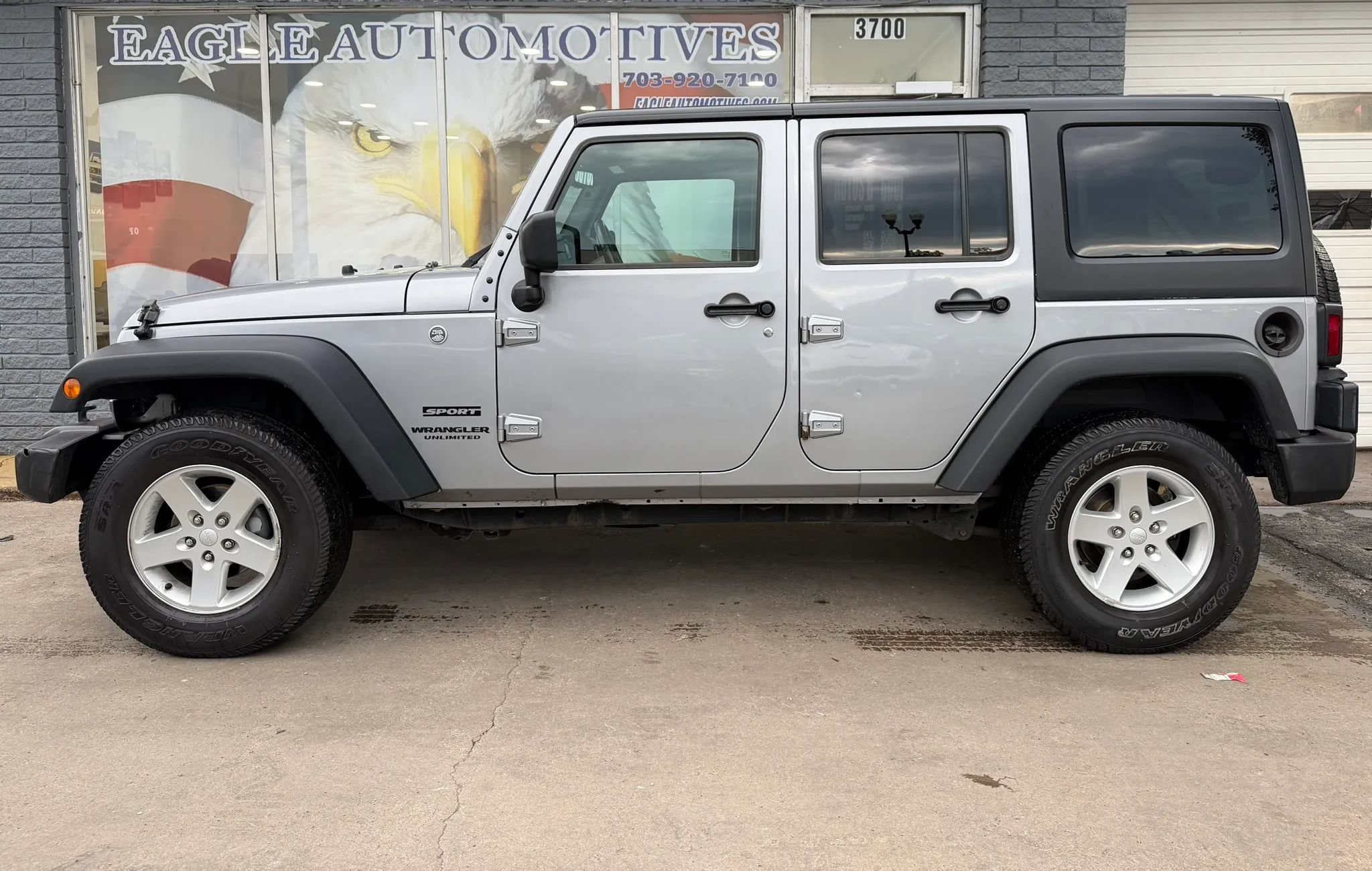 Used 2016 Jeep Wrangler Unlimited Sport w/ Quick Order Package 24S AWD/4WD image 6