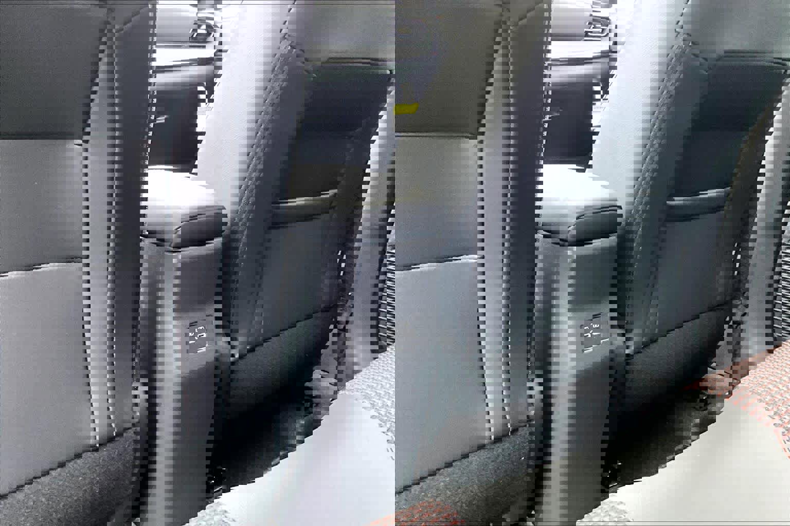 New 2026 Nissan Kicks SR image 20