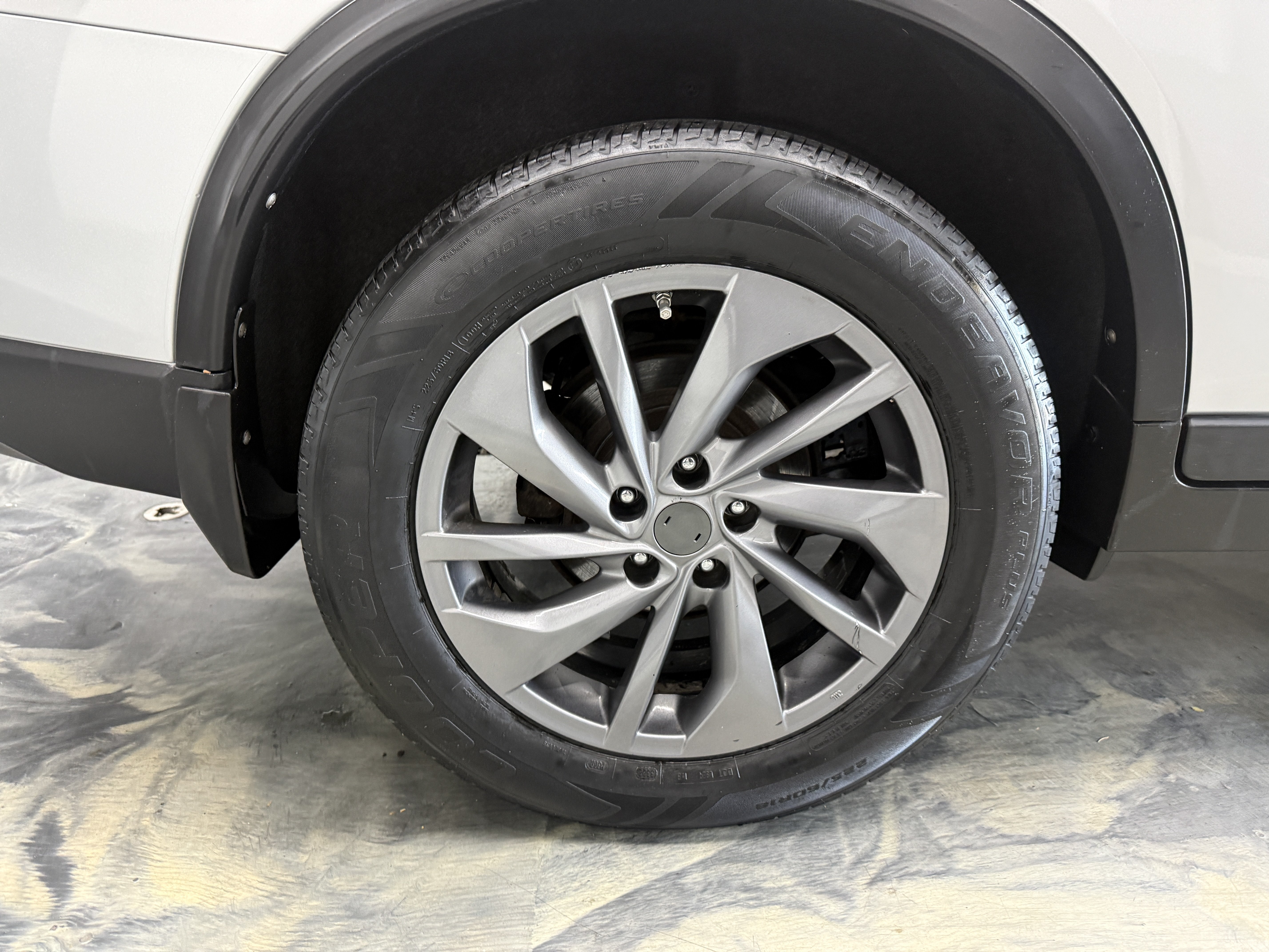 Used 2016 Nissan Rogue S w/ Appearance Package AWD/4WD image 28