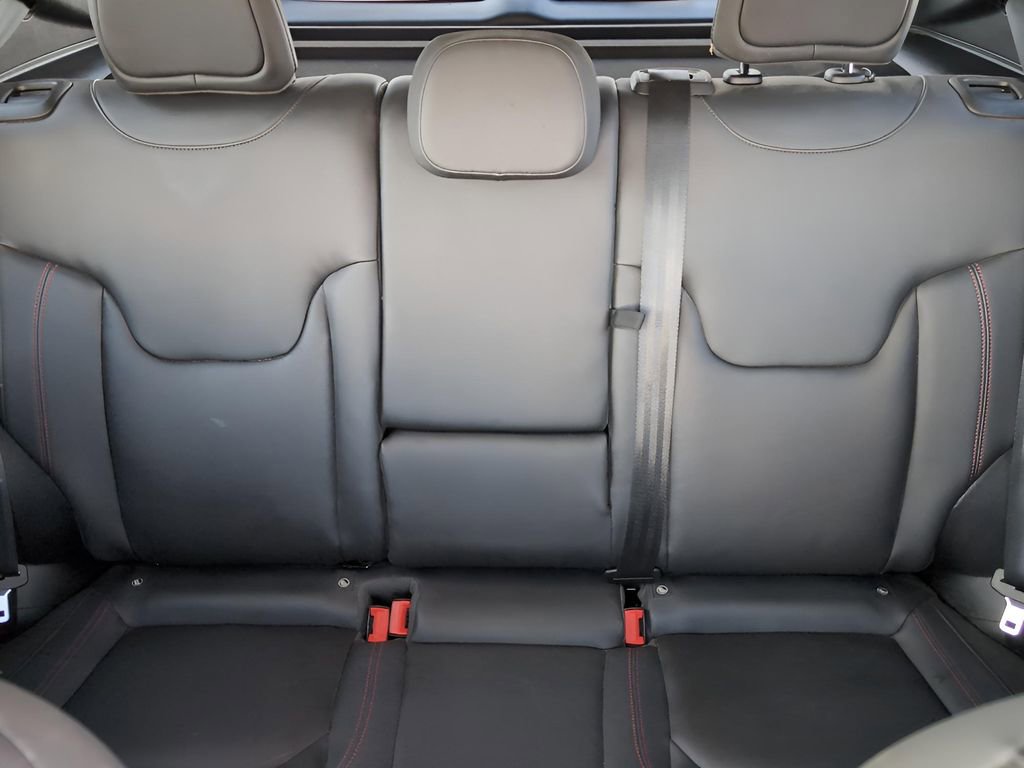 Used 2021 Jeep Renegade Trailhawk image 25