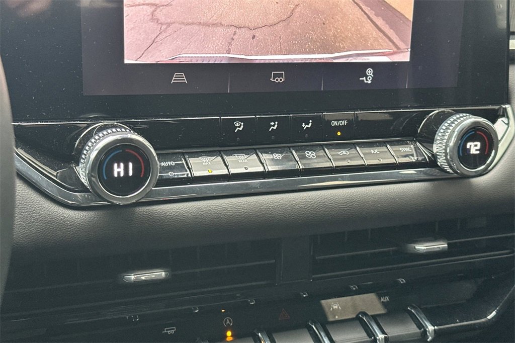 Used 2024 GMC Canyon Elevation w/ Convenience Package image 21