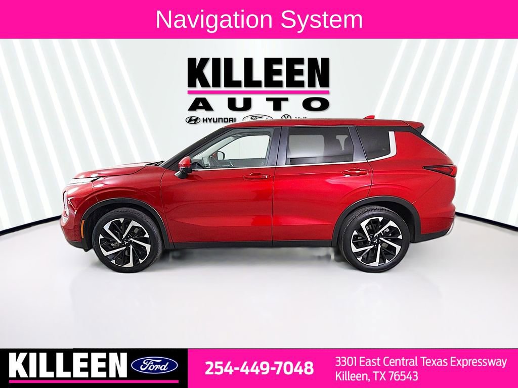 Used 2024 Mitsubishi Outlander SE Black Edition image 4