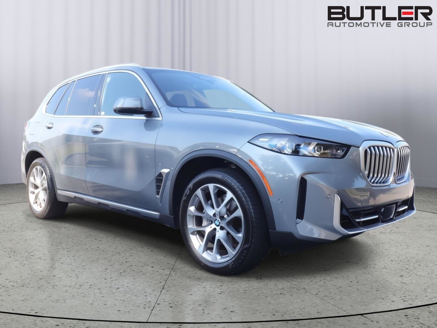 Used 2024 BMW X5 sDrive40i w/ Premium Package RWD image 9