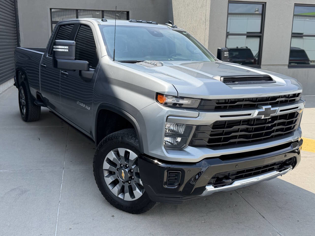 Used 2026 Chevrolet Silverado 2500 Custom w/ Custom Value Package AWD/4WD image 6