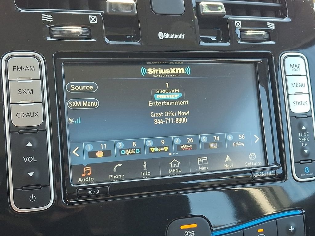 Used 2016 Nissan Leaf SV FWD image 19