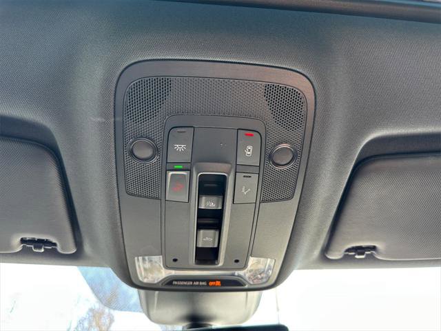 Certified 2025 Audi Q3 2.0T Premium Plus w/ Premium Plus Package image 27