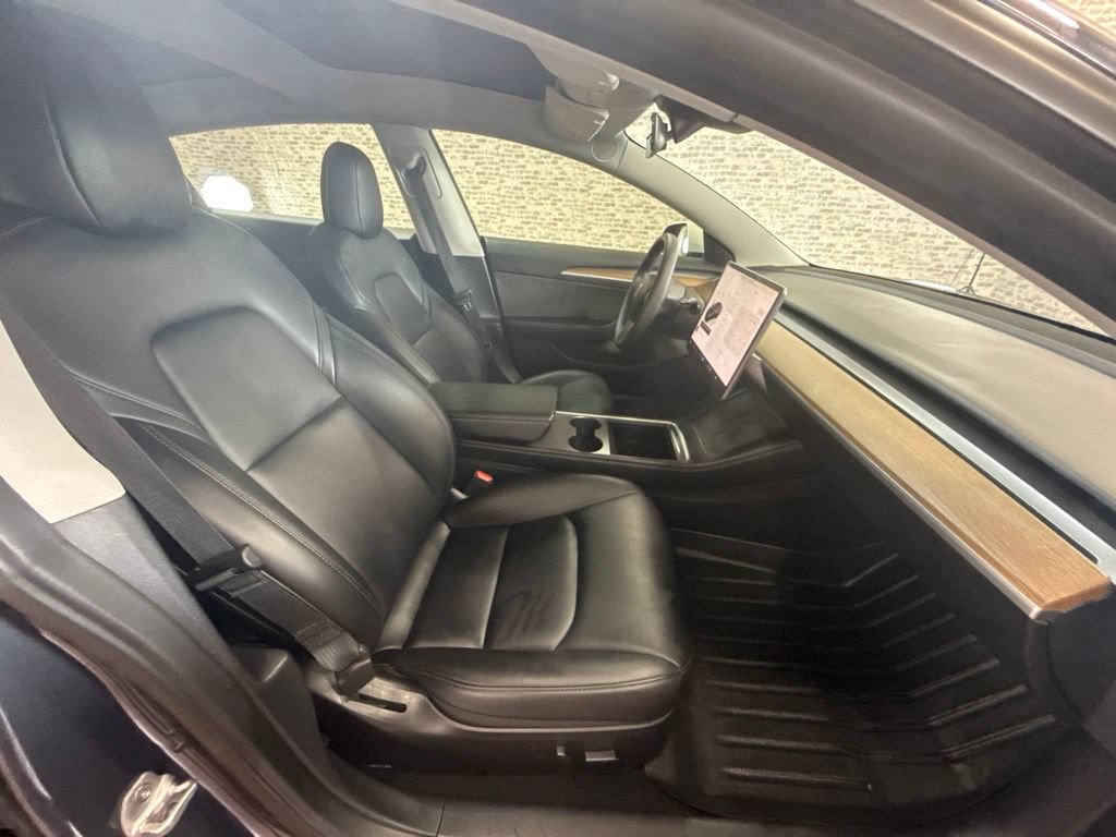 Used 2022 Tesla Model 3 Long Range AWD/4WD image 11