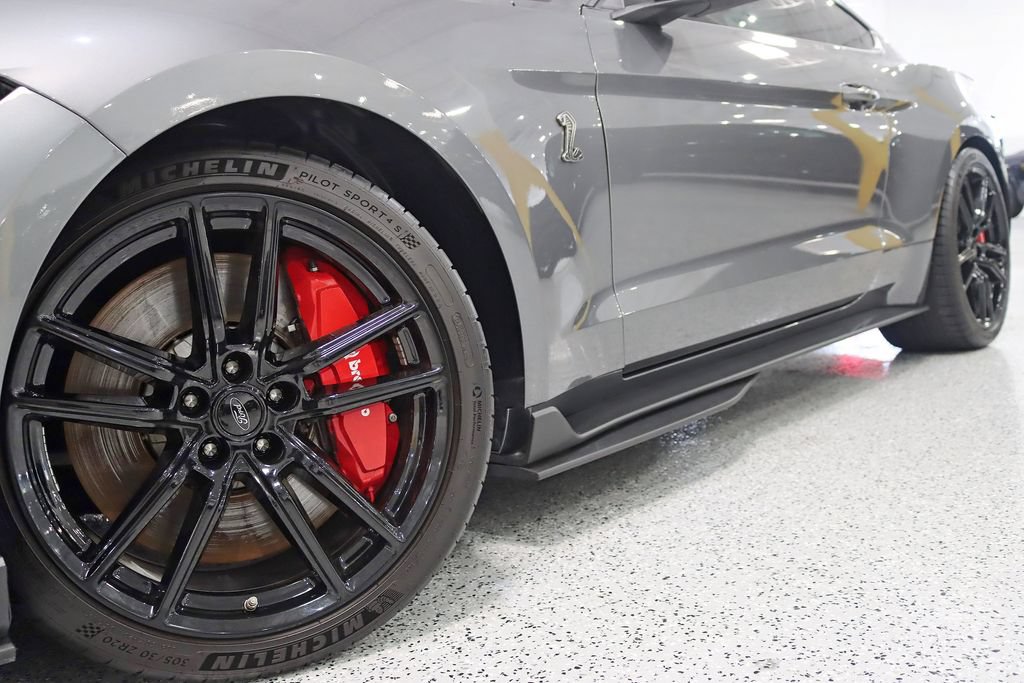 Used 2021 Ford Mustang Shelby GT500 RWD image 4