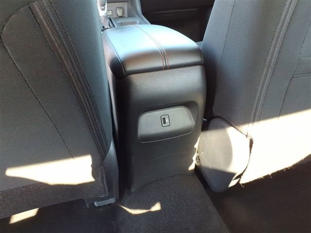 Used 2025 Nissan Sentra SR image 25