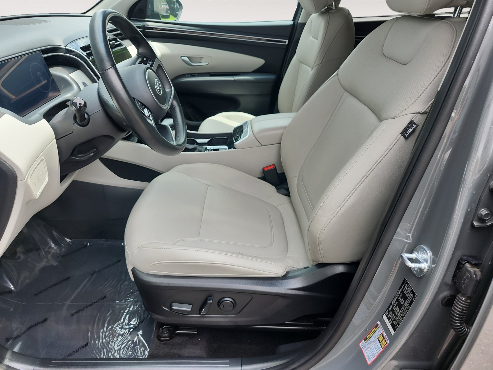Used 2024 Hyundai Tucson SEL w/ Convenience Package AWD/4WD image 9