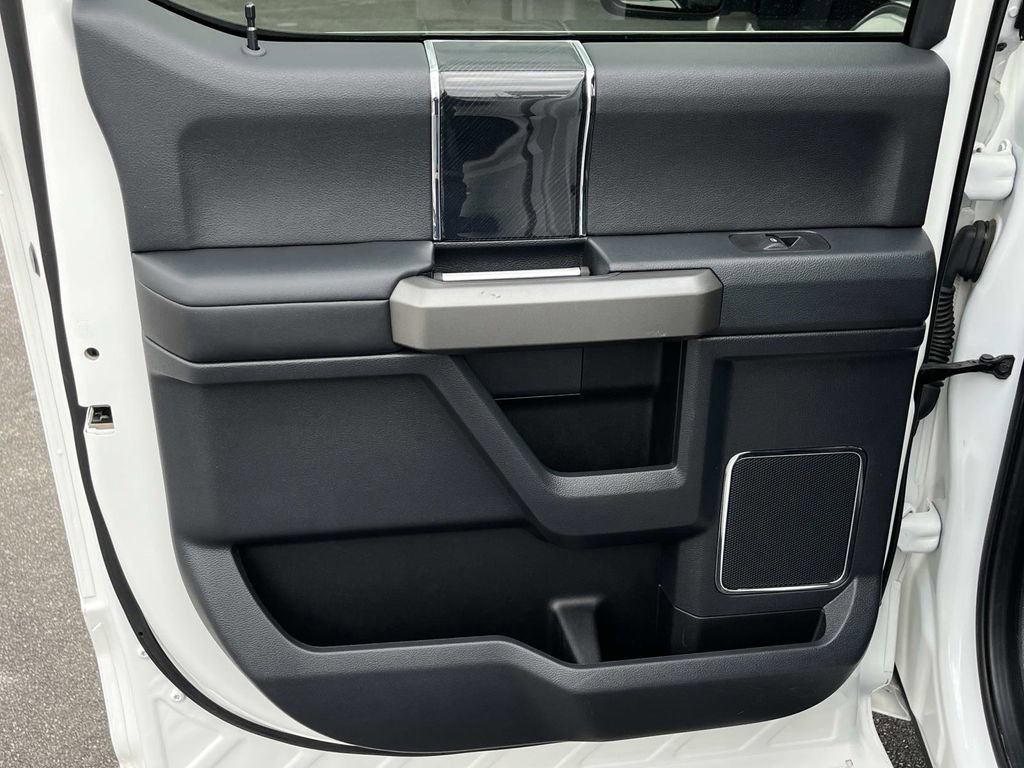 Used 2022 Ford F250 Platinum image 16