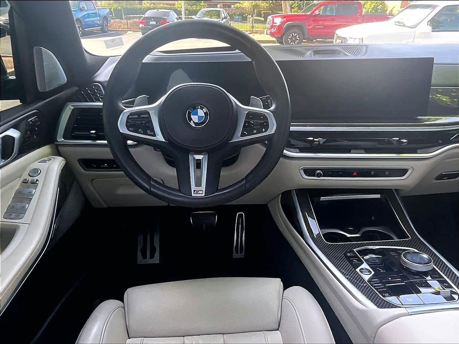 Used 2024 BMW X7 M60i w/ Executive Package AWD/4WD image 8