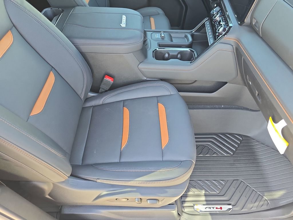 New 2026 GMC Sierra 2500 AT4 w/ AT4 Premium Plus Package AWD/4WD image 10