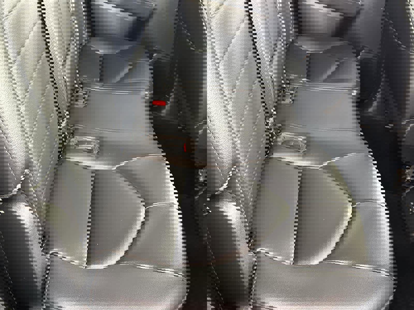 Used 2023 Toyota Highlander XLE image 17