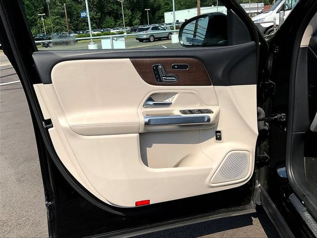 Certified 2023 Mercedes-Benz GLB 250 4MATIC image 22