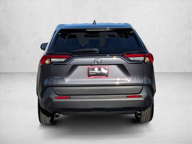 Used 2025 Toyota RAV4 LE image 7