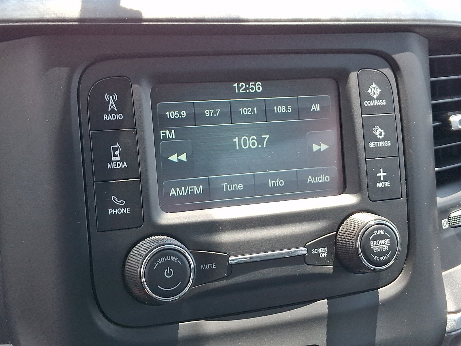 Certified 2019 RAM 1500 Big Horn AWD/4WD image 24
