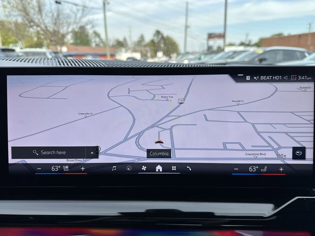 Used 2024 BMW 540i xDrive w/ Premium Package image 18