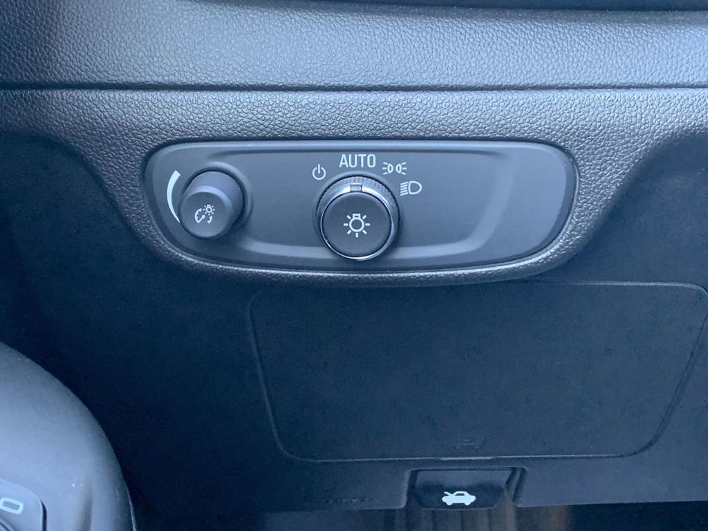 Certified 2022 Chevrolet Bolt EUV LT image 15