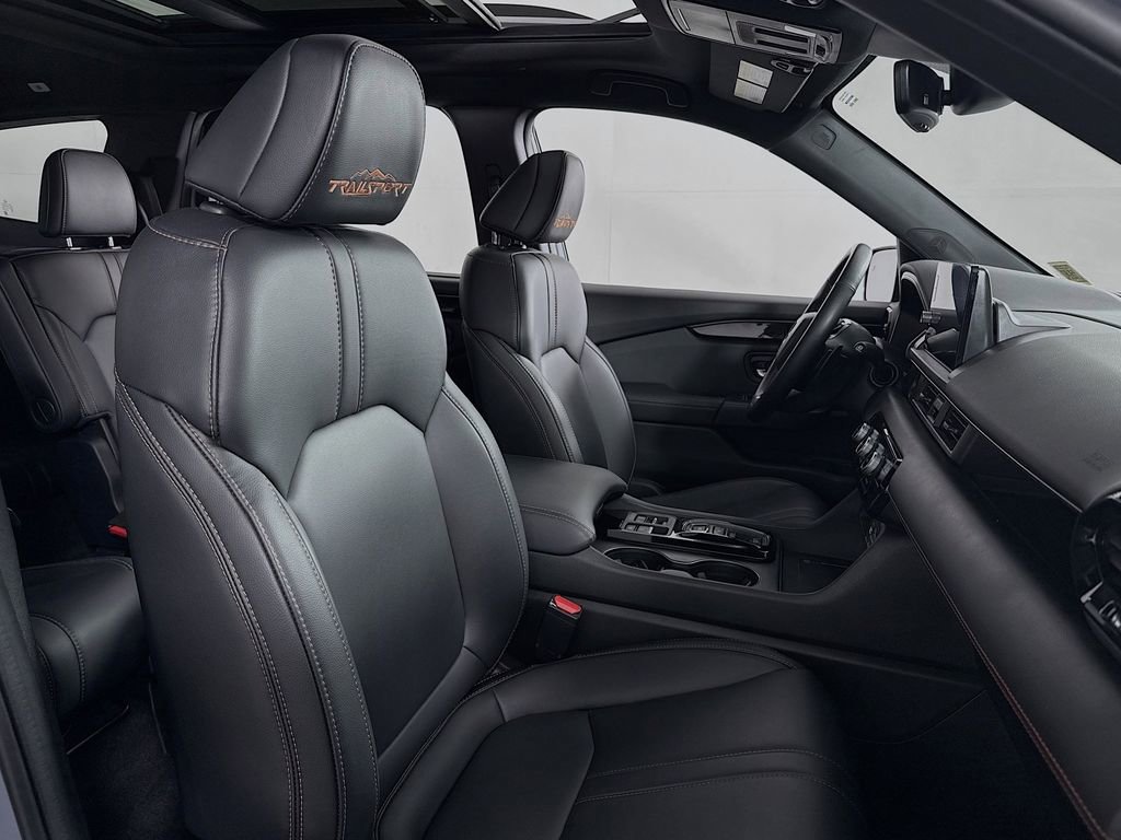 Used 2023 Honda Pilot TrailSport image 39