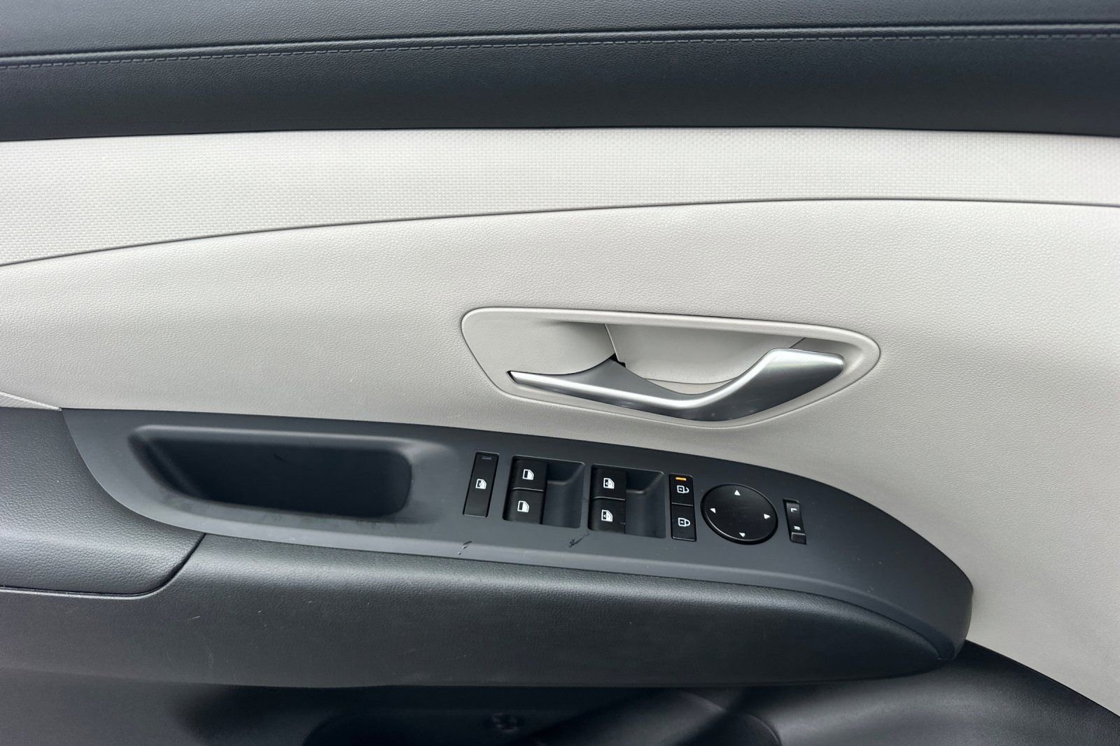 Used 2025 Hyundai Tucson SEL image 12