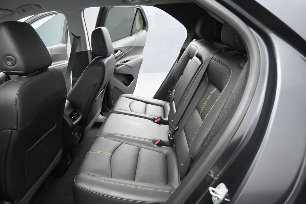Used 2022 Chevrolet Equinox Premier FWD image 16