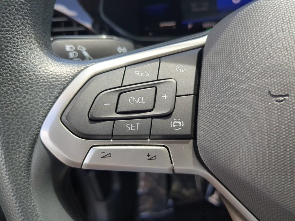 Certified 2022 Volkswagen Taos S FWD image 24