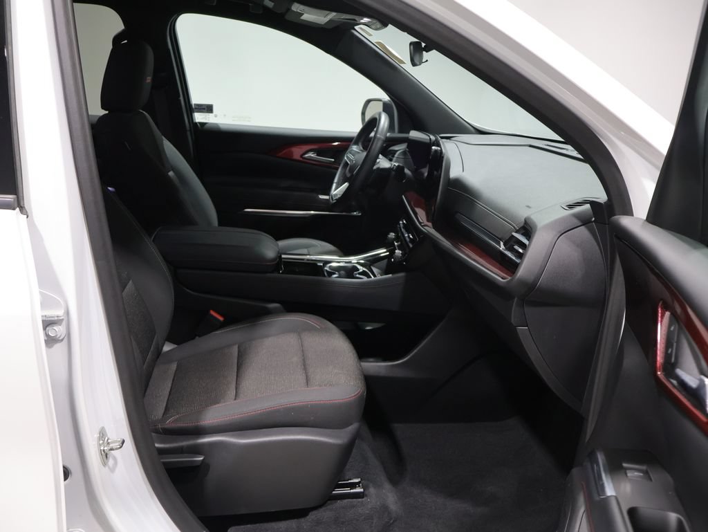 Used 2024 Chevrolet Traverse Z71 AWD/4WD image 25