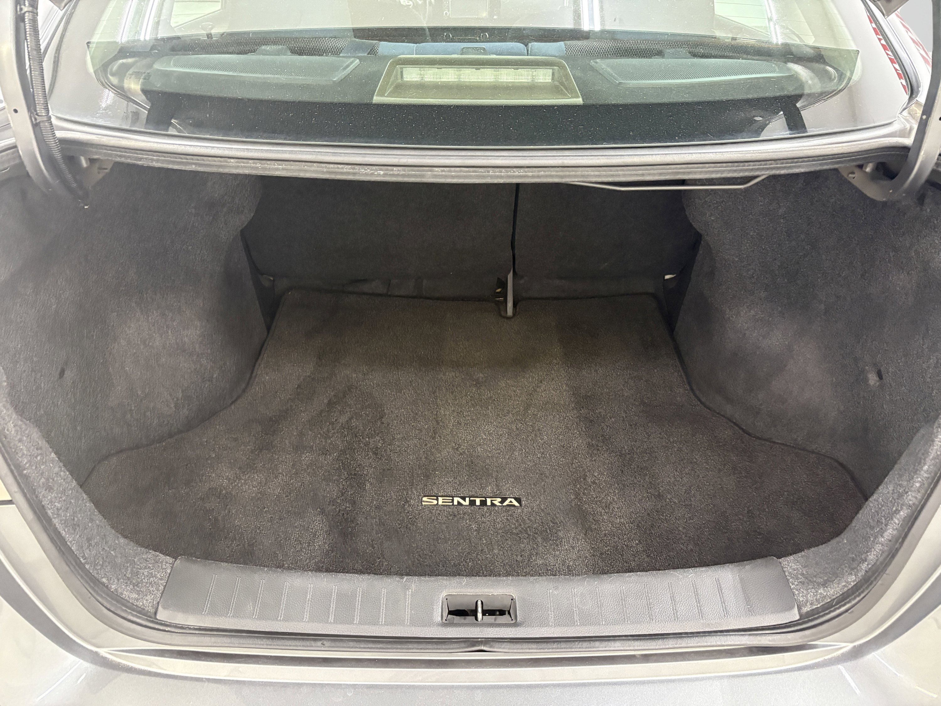 Used 2019 Nissan Sentra S image 7