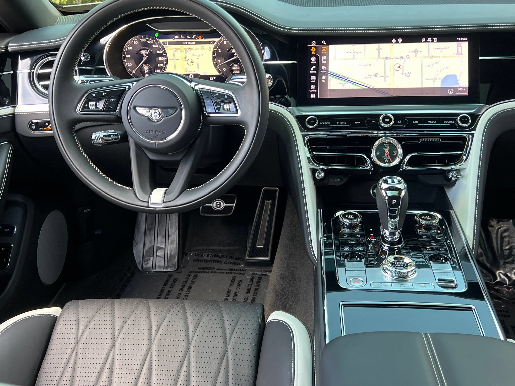 Used 2023 Bentley Flying Spur W12 AWD/4WD image 4