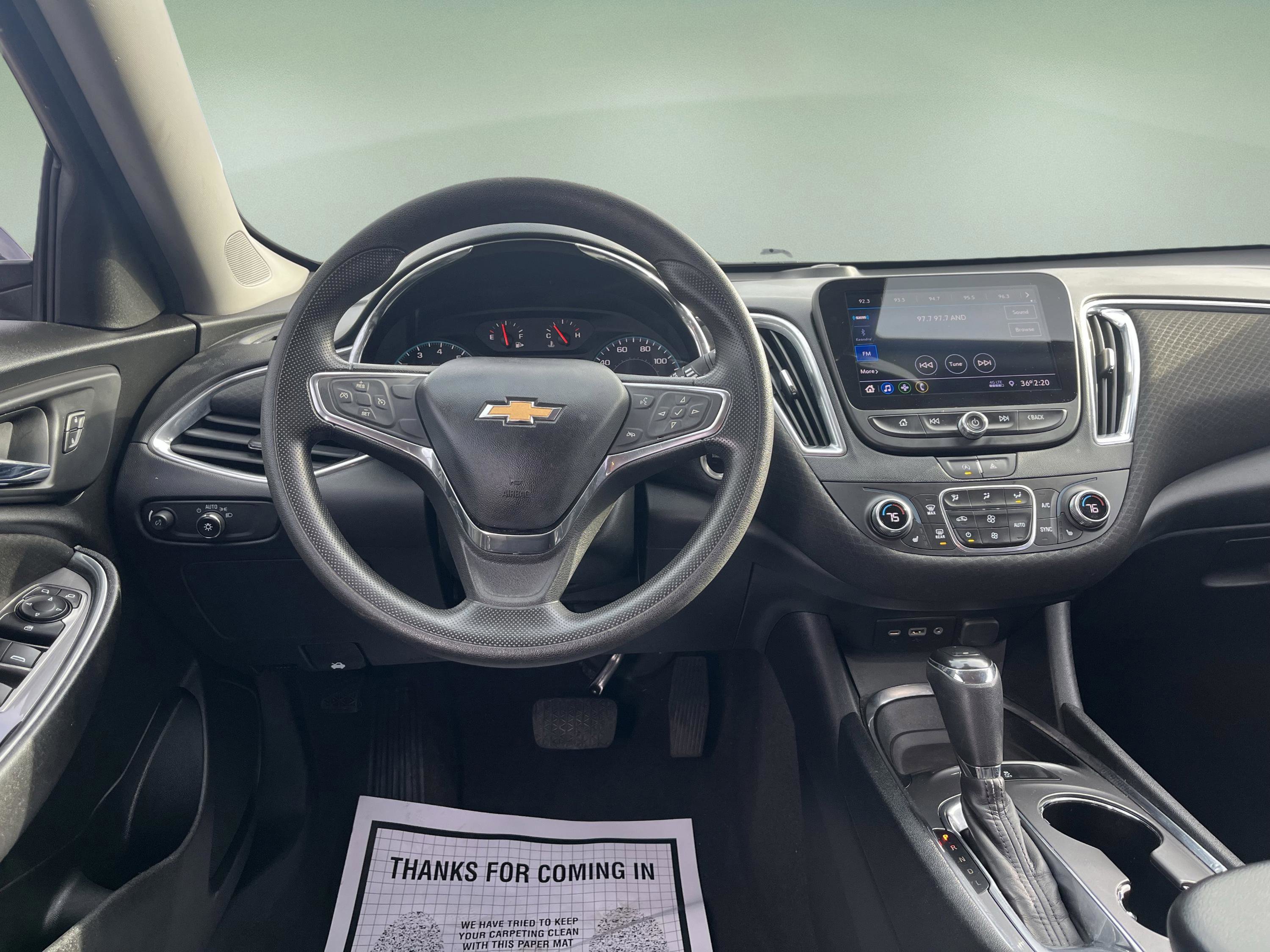 Used 2020 Chevrolet Malibu LT image 24