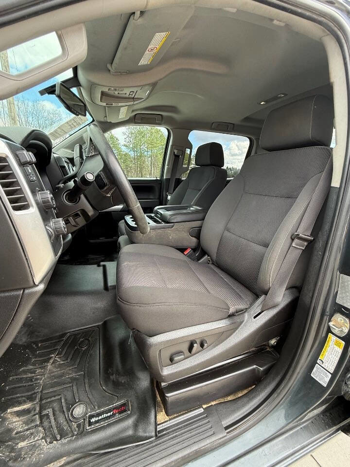 Used 2017 Chevrolet Silverado 3500 LT w/ LT Convenience Package image 9