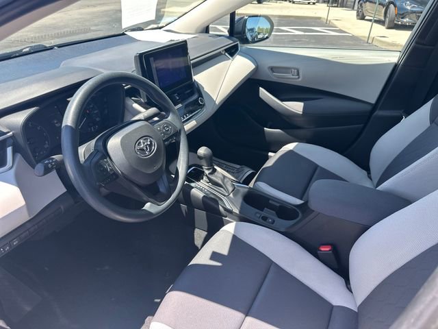 Used 2023 Toyota Corolla LE w/ Carpet Mat Package (TMS) FWD image 10