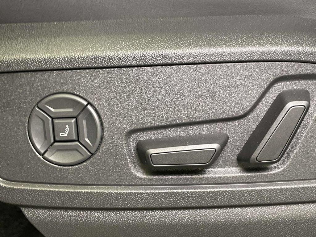 New 2026 Audi SQ5 Premium Plus AWD/4WD image 17