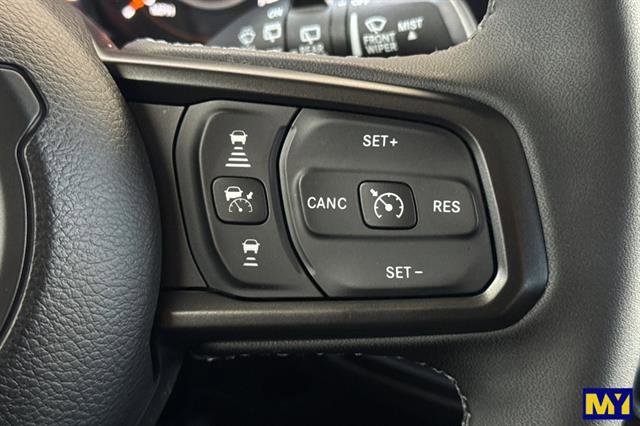 Used 2025 Jeep Wrangler Rubicon w/ Safety Group image 30