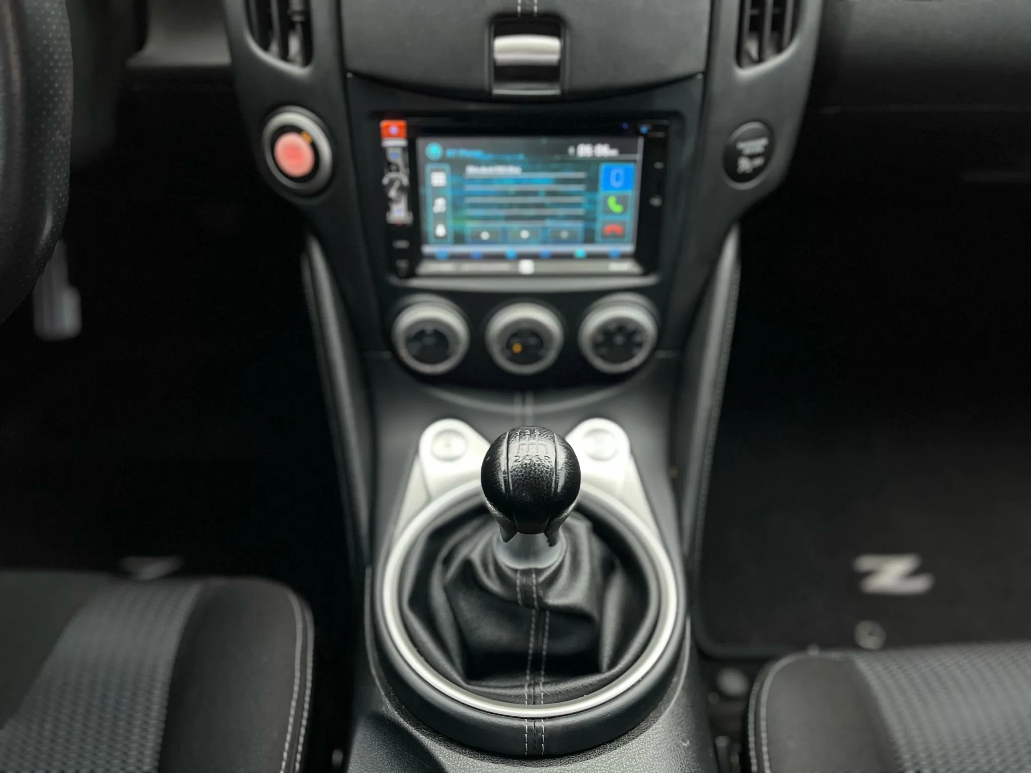 Used 2013 Nissan 370Z Touring w/ Sport Pkg image 14