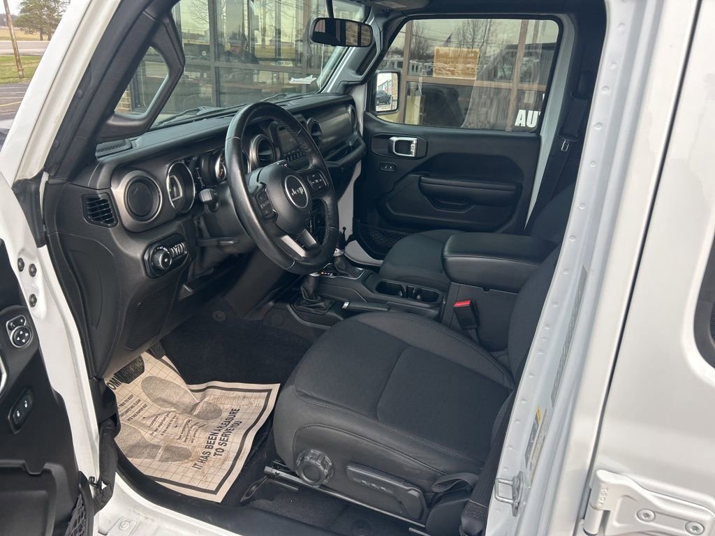 Used 2021 Jeep Wrangler Unlimited Sport image 12