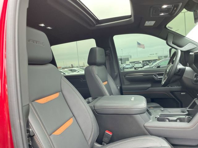 Used 2025 GMC Sierra 2500 AT4 w/ AT4 Premium Plus Package AWD/4WD image 17