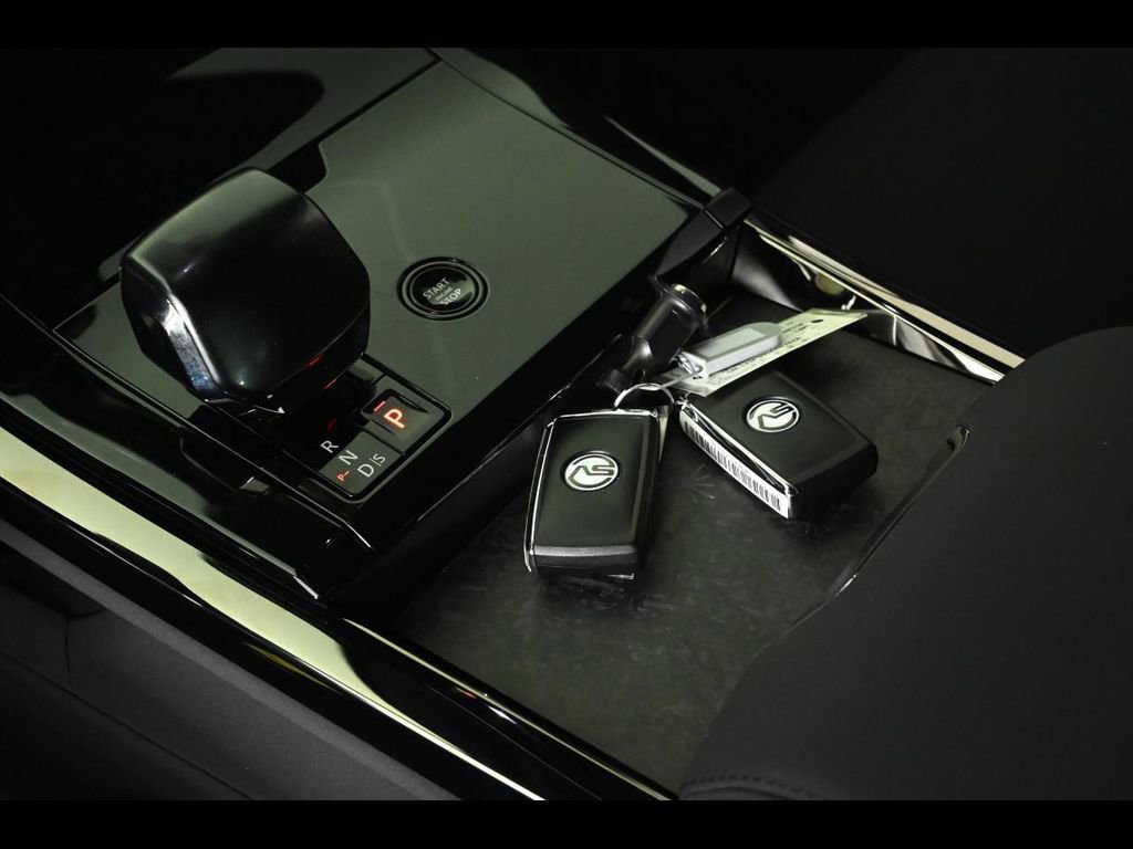 New 2025 Land Rover Range Rover Sport SV Edition Two image 17