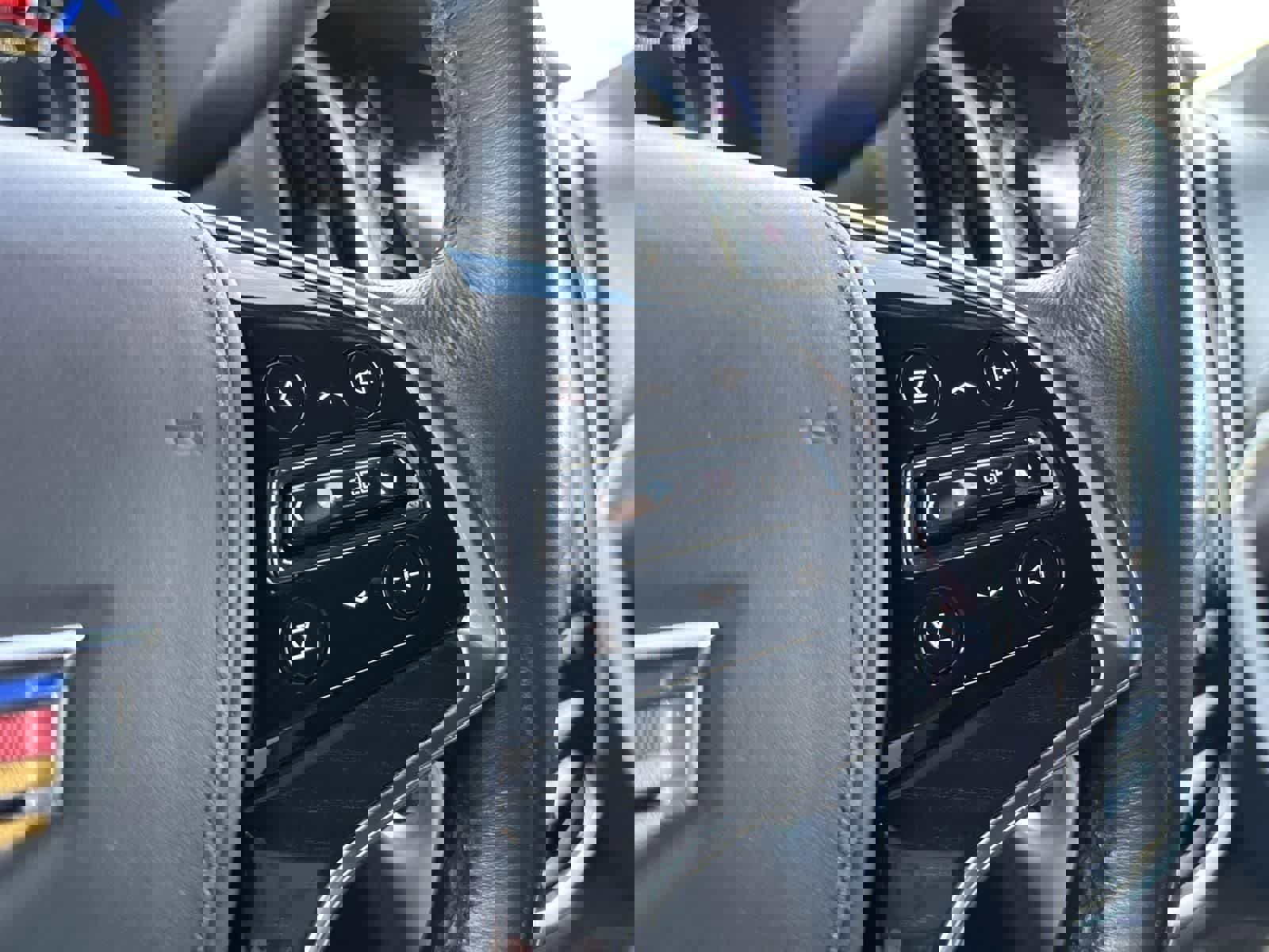 Used 2020 Cadillac Escalade Platinum w/ Escalade Sport Edition image 12