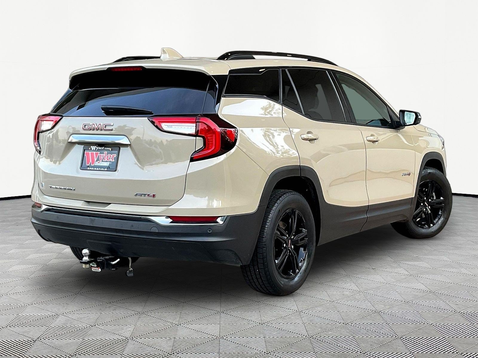 Used 2022 GMC Terrain AT4 w/ Tech Package AWD/4WD image 6