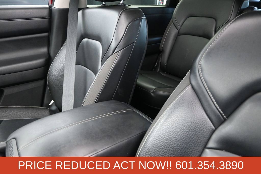 Used 2023 Nissan Pathfinder SL w/ SL Premium Package FWD image 14